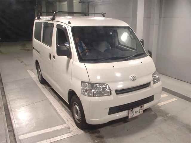 8010 Toyota Town ace van S402M 2018 г. (JU Tokyo)